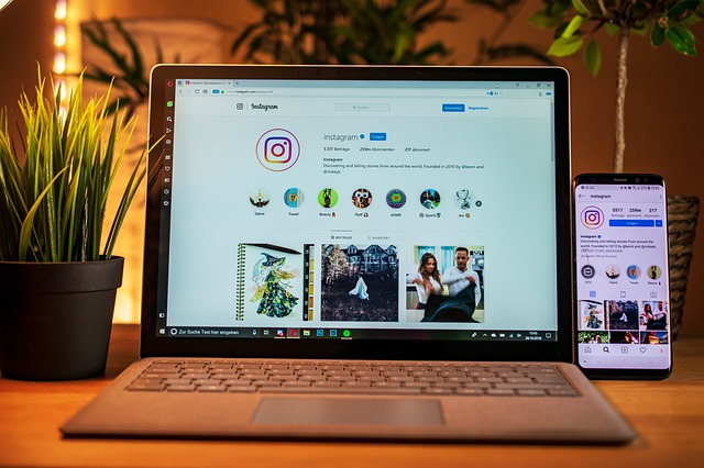 Instagram v pc a mobilu